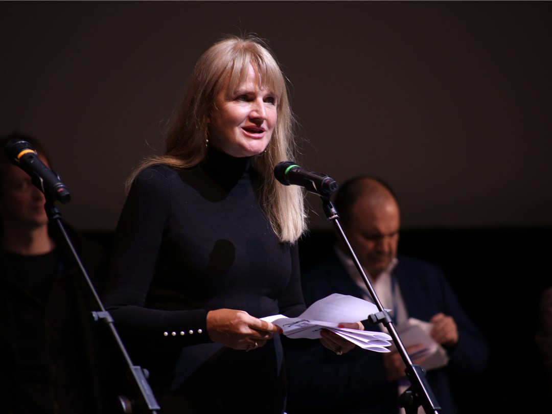 Член жюри Олеся Фокина, режиссер документального кино, лауреат международных и российских кинофестивалей.