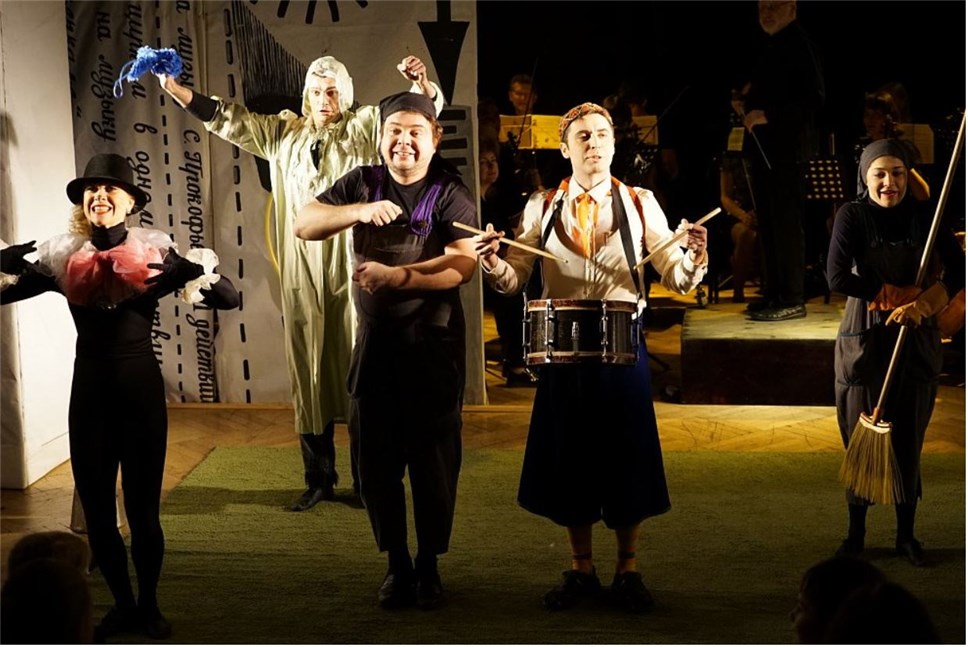 Петя и волк Зазеркалье Каталог театров Театр