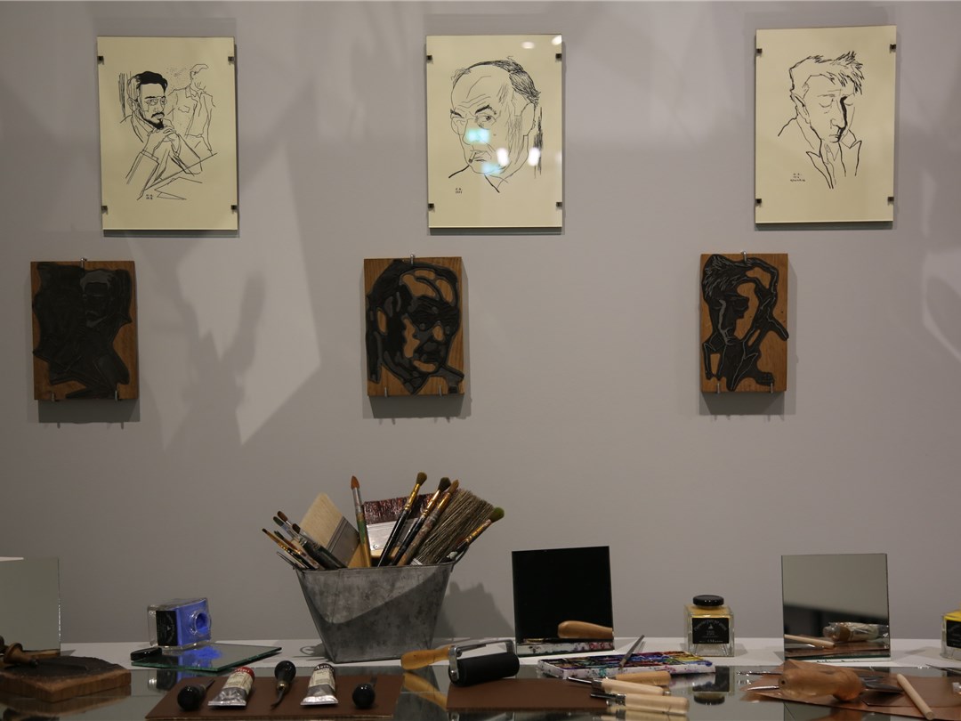 Выставка Юрия Анненкова "Революция за дверью"