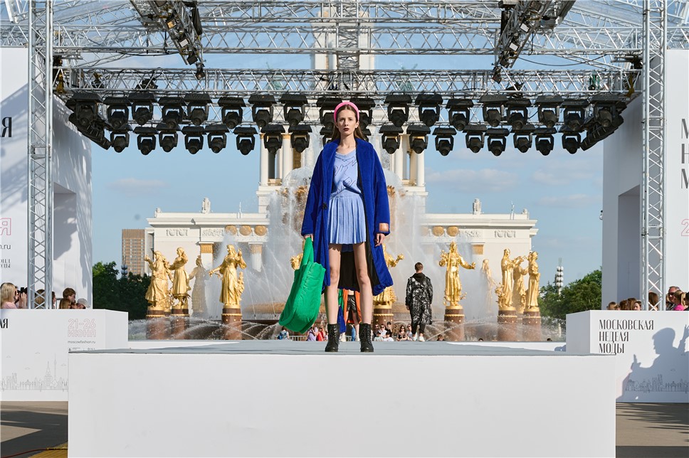 Анастасия Белик на Московской неделе моды, ВДНХ, бренд DNK