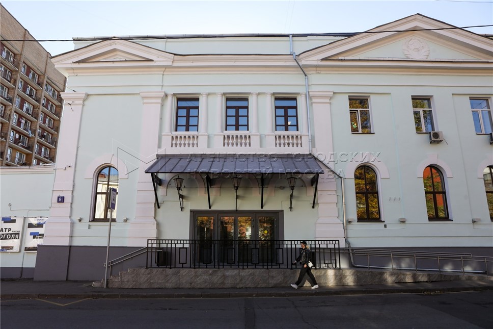 Бугурусланский городской театр драмы имени Н.В. Гоголя в Оренбургской области -