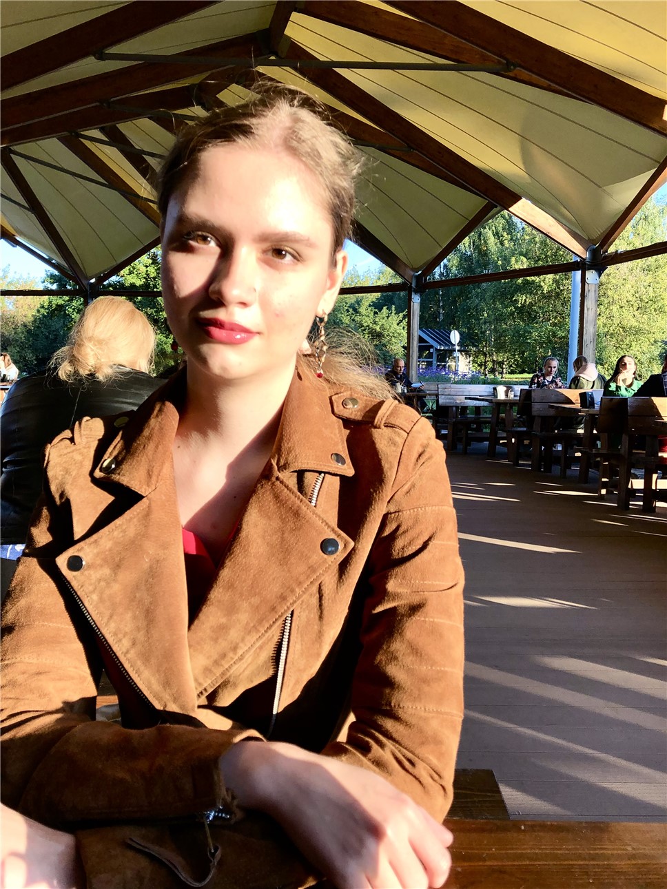 Злата Черкащенко дебютирует в издательстве «АСТ» с книгой «Каин» - Интервью  - Литература - РЕВИЗОР.РУ