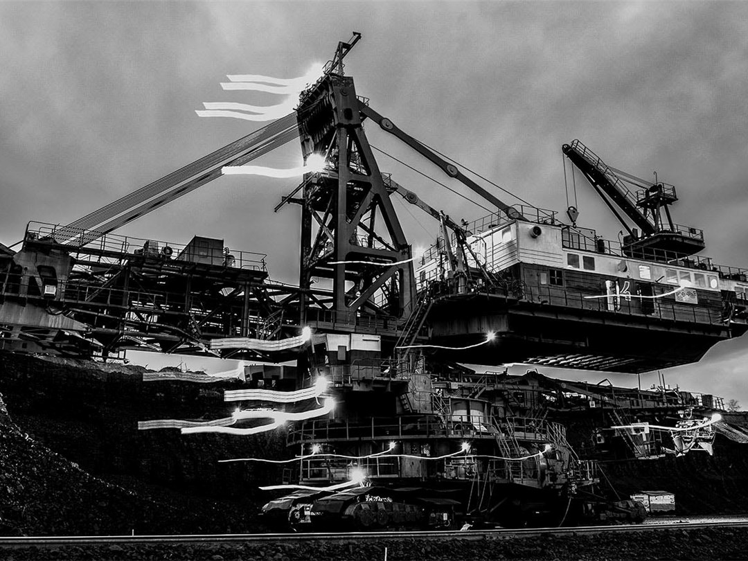 Фотовыставка "Гордость России – Шахтеры", приуроченная к Дню шахтера, проходит в ЦДХ - ЦДХ - Каталог музеев и выставочных залов - Музеи - РЕВИЗОР.РУ