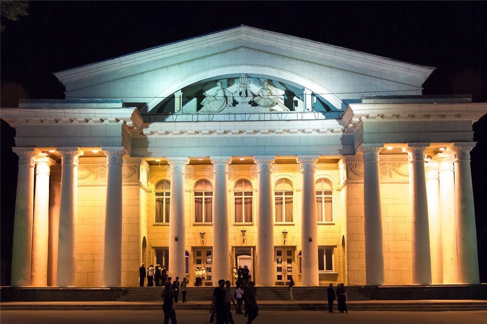 Саратовский академический театр оперы и балета. Фото: 2gis.ru