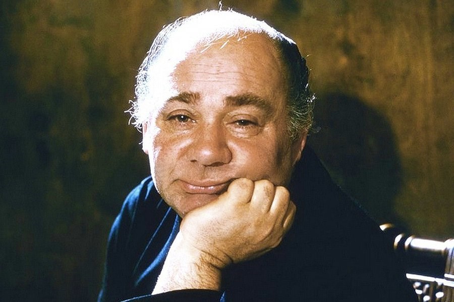 Евгений Леонов.